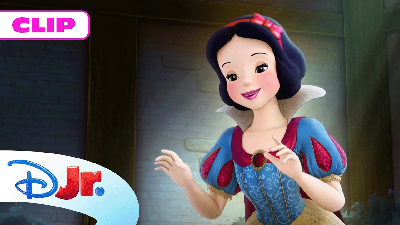 LA PRINCESA SOFÍA: Especial Princesas Disney: Blancanieves y Sofía 🐦 | @DisneyJuniorES