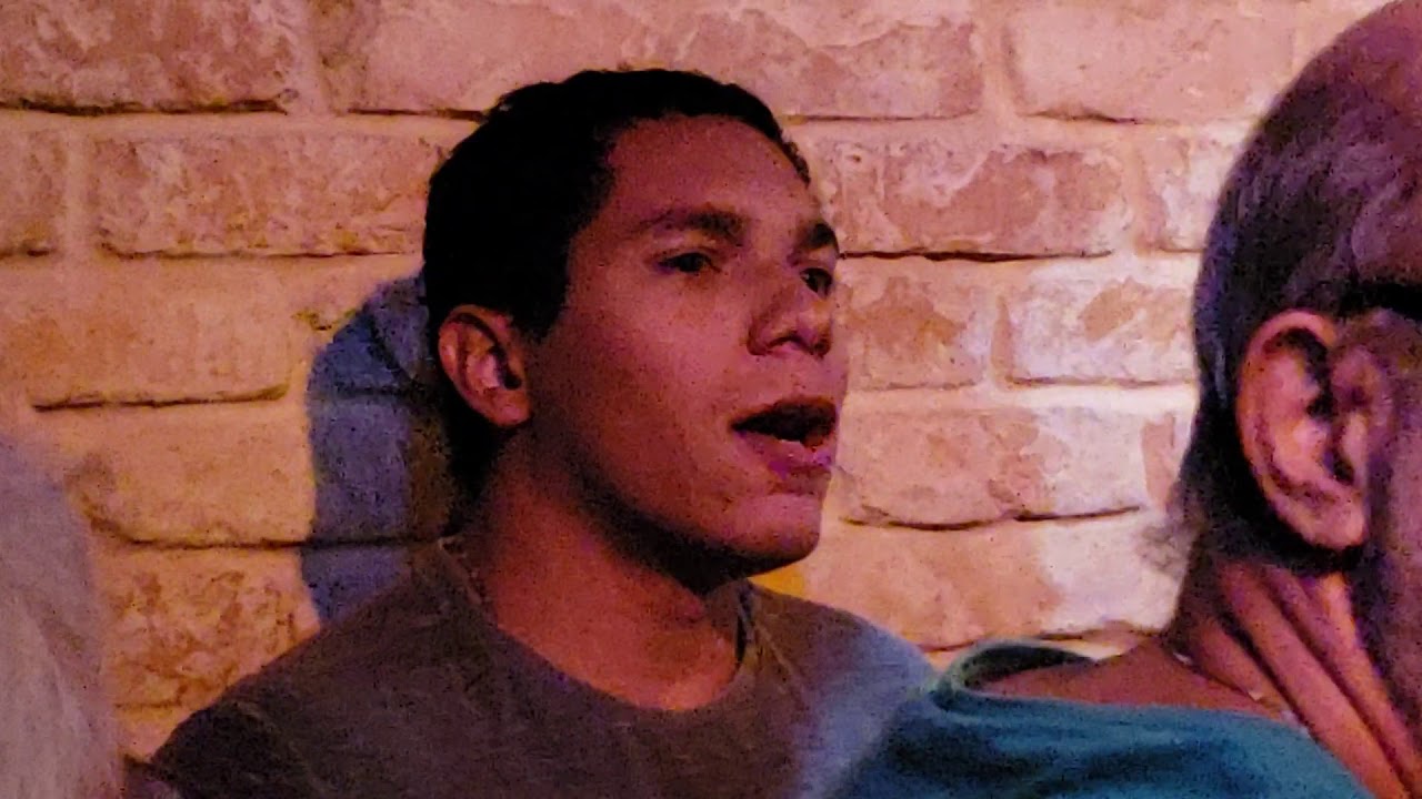 Alaan Monteiro em Cueca com Batom de  Anderson Baiaco, Marquinhos Diniz e Gustavo Clarão.