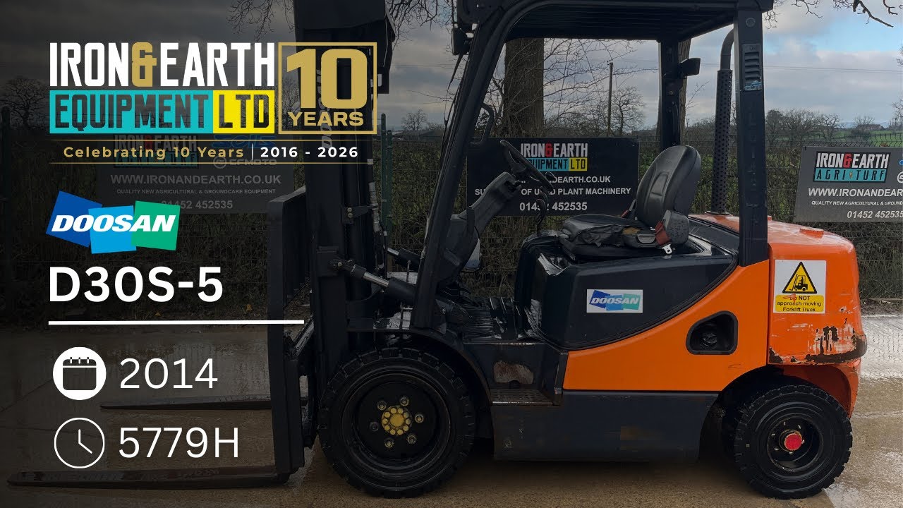 2014 Doosan D30S-5 Forklift
