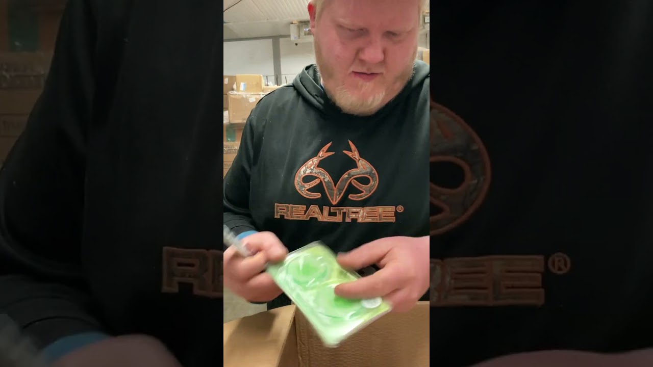 Dollar General Pallet Unboxing - there is just so much stuff!!!