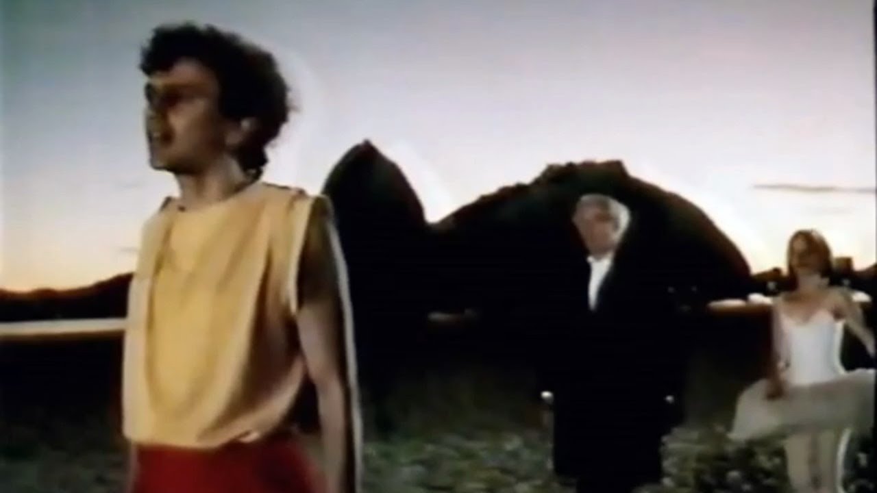 Caetano Veloso: O Estrangeiro | Clipe Oficial | 1989
