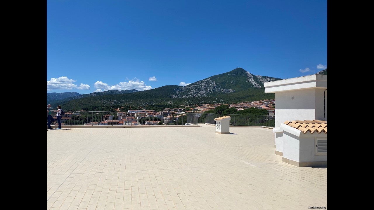 Attico con solarium vista mare, Cala Gonone, Sardegna, Sardahousing