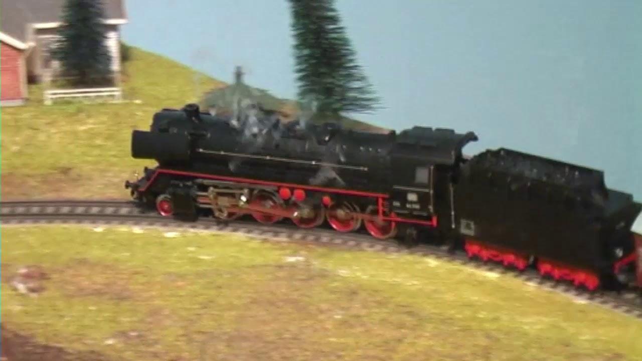 Märklin BR44 mit Güterzug (Märklin 3047)