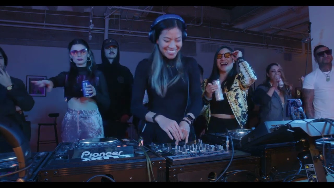 DJ Set - Boiler Room Style