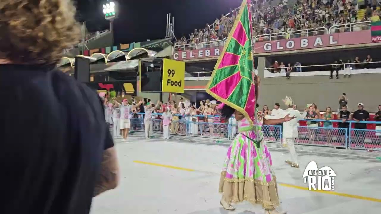 Renan Oliveira e Débora Almeida 2⁰ casal da Mangueira no 2º ensaio técnico da Sapucaí carnaval 2026 