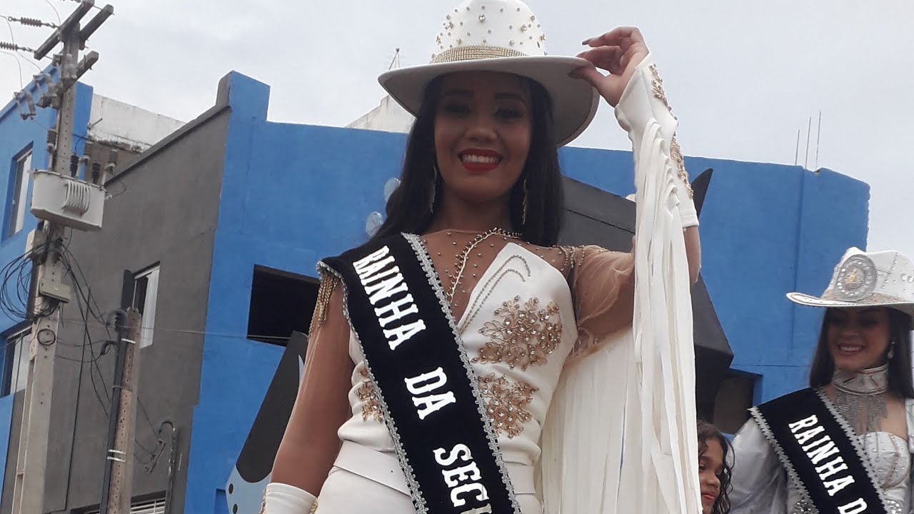 DESFILE DOS VAQUEIROS- 54° VAQUEJADA DE MISSÃO VELHA-CE.