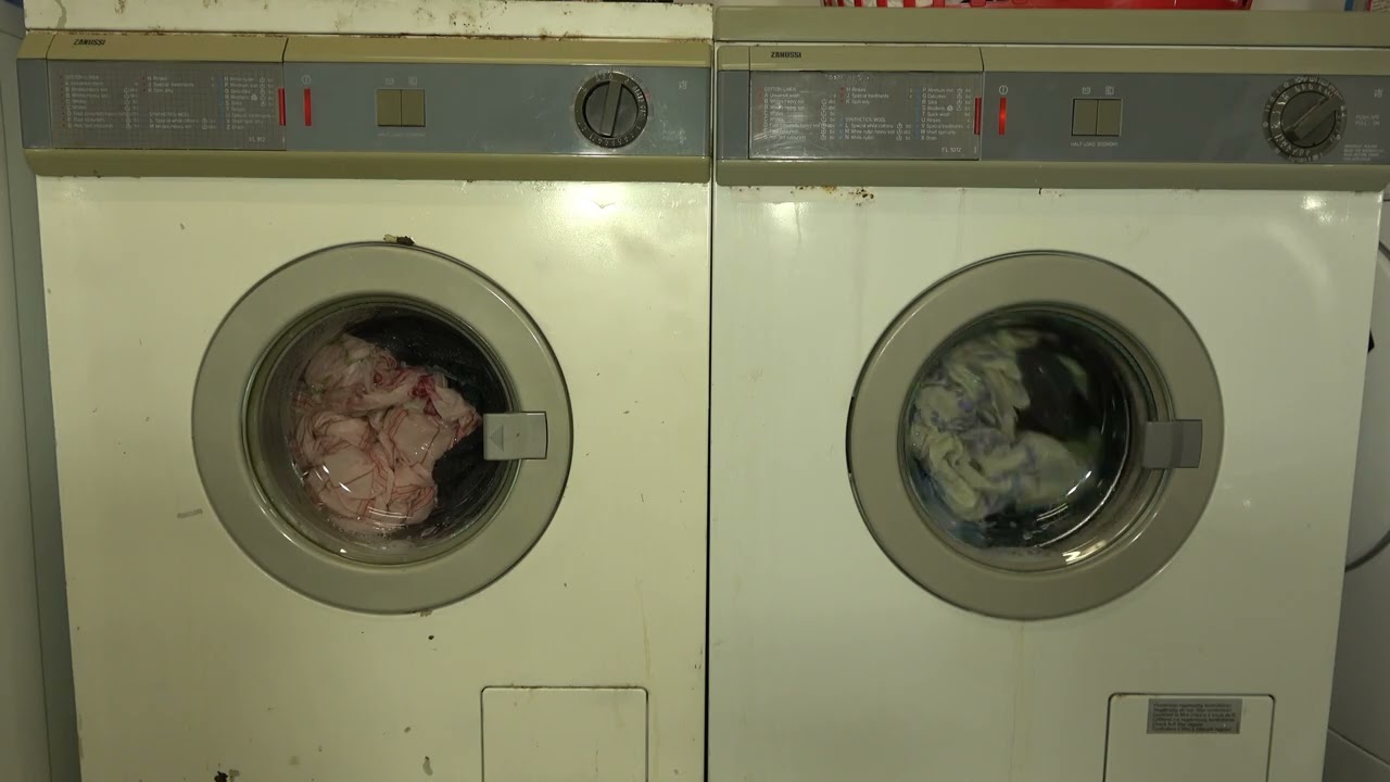 Wash Race : Zanussi FL812 vs. Zanussi FL1012 / Colourfast cotton 60'c Heavy soil
