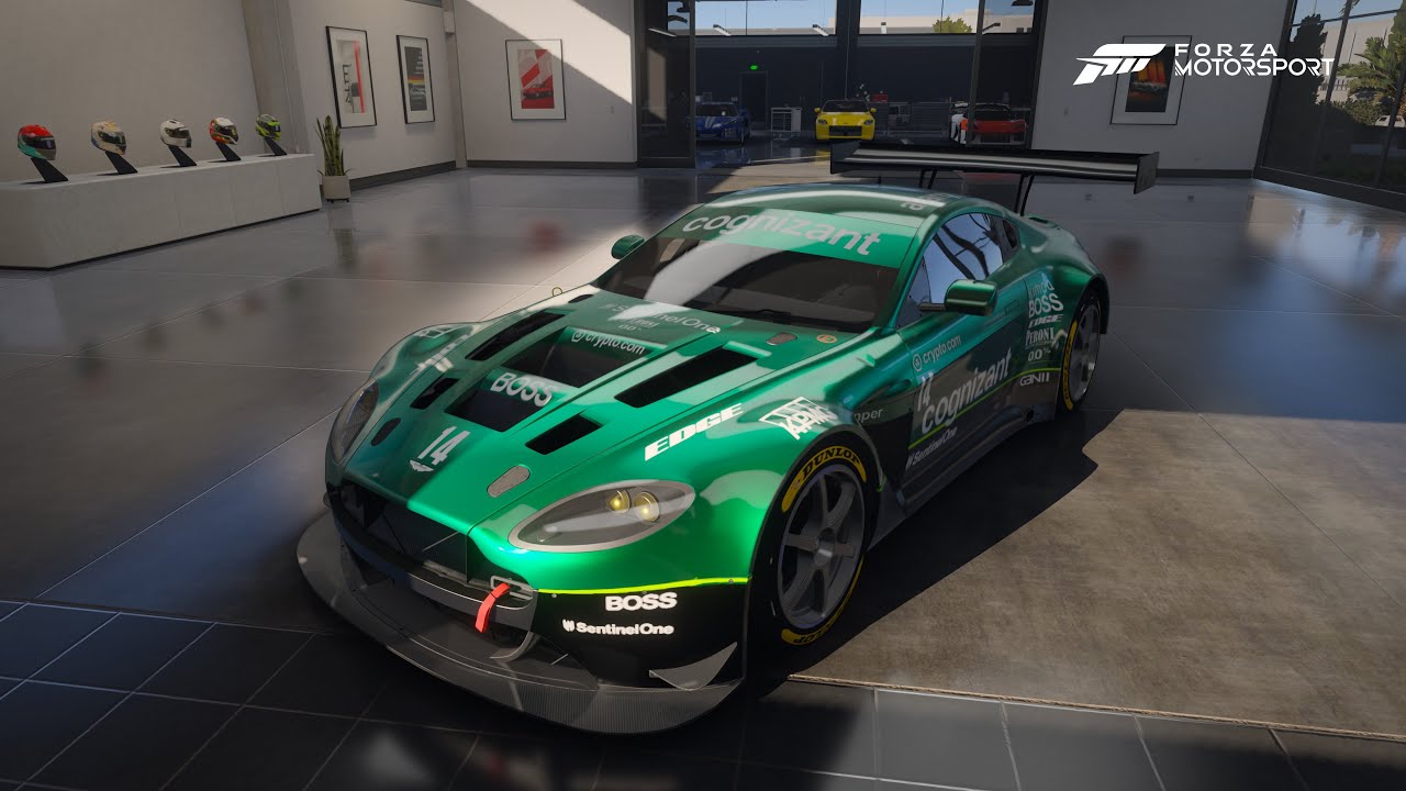 Forza Motorsport - Quick race with the 2017 Aston Martin Racing V12 Vantage GT3.