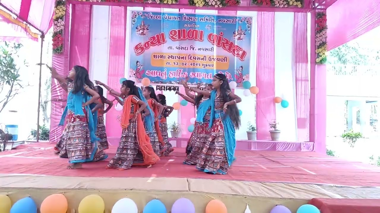 ચંદા મામા ના દેશ માં 
