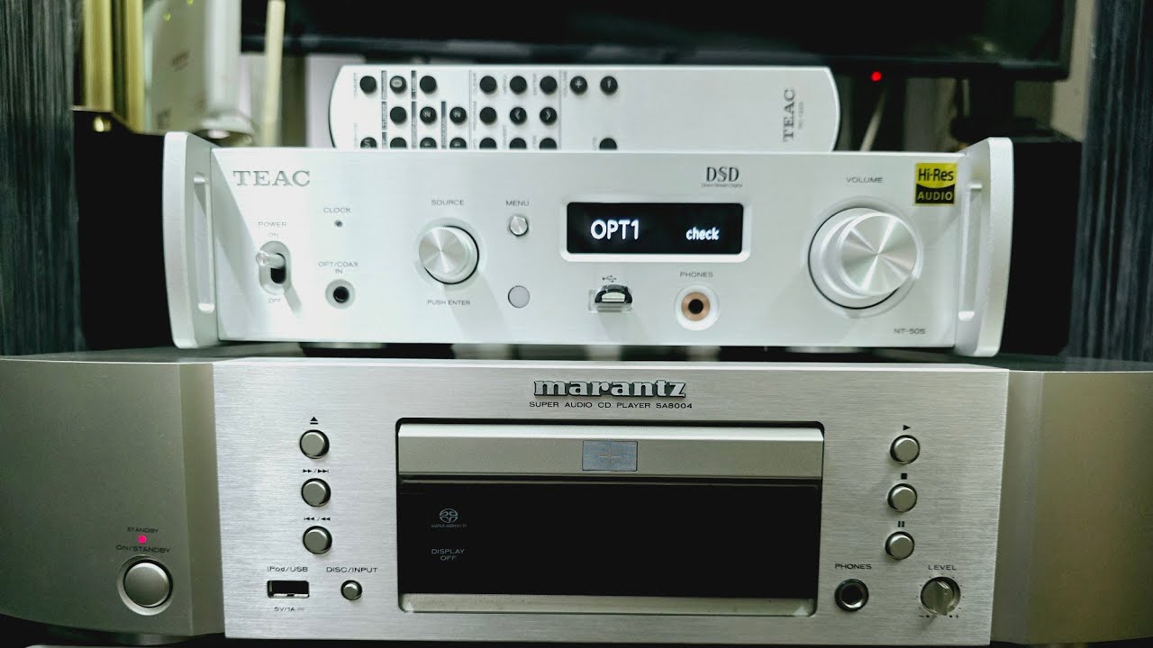 Teac NT-505 : quang (optical), đồng trục (coaxial), bluetooth, USB-B, USB-A, điều khiển bằng app.