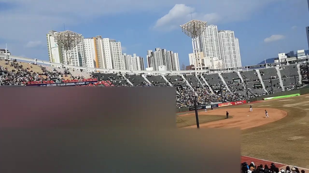 2026.3.14 시범경기인데 뜨거움.. 레이예스 등장한거보고 열광한 롯데팬들. 메인 떼창 웅장해지는 롯데자이언츠 7회