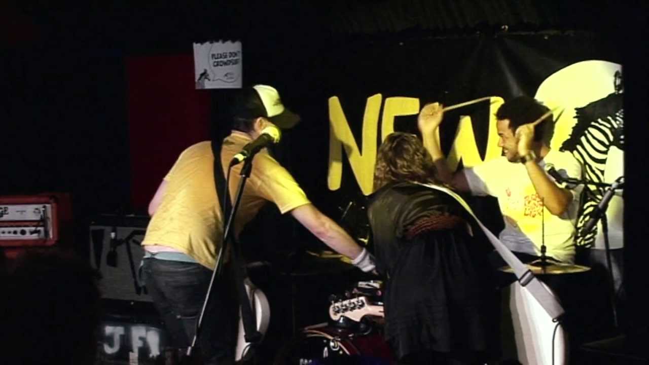 Johnny Foreigner 'Cranes and Cranes and Cranes and Cranes' // BeatCast Live Series