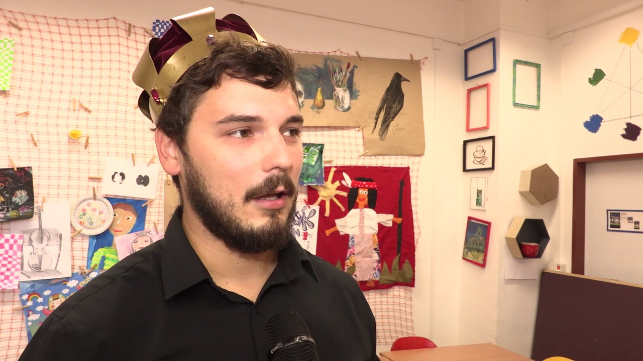 Najobľúbenejším slovenským učiteľom je košický dejepisár