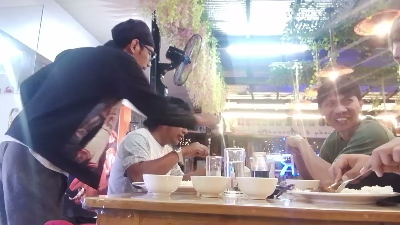 Foodtrip with Jeff cajefe Ng BataNg biringan city