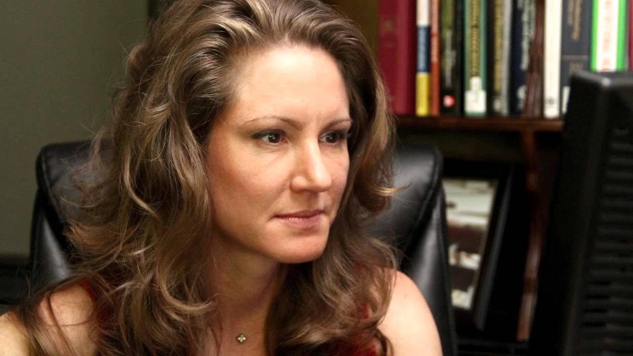 Dr. Suzanne Turner