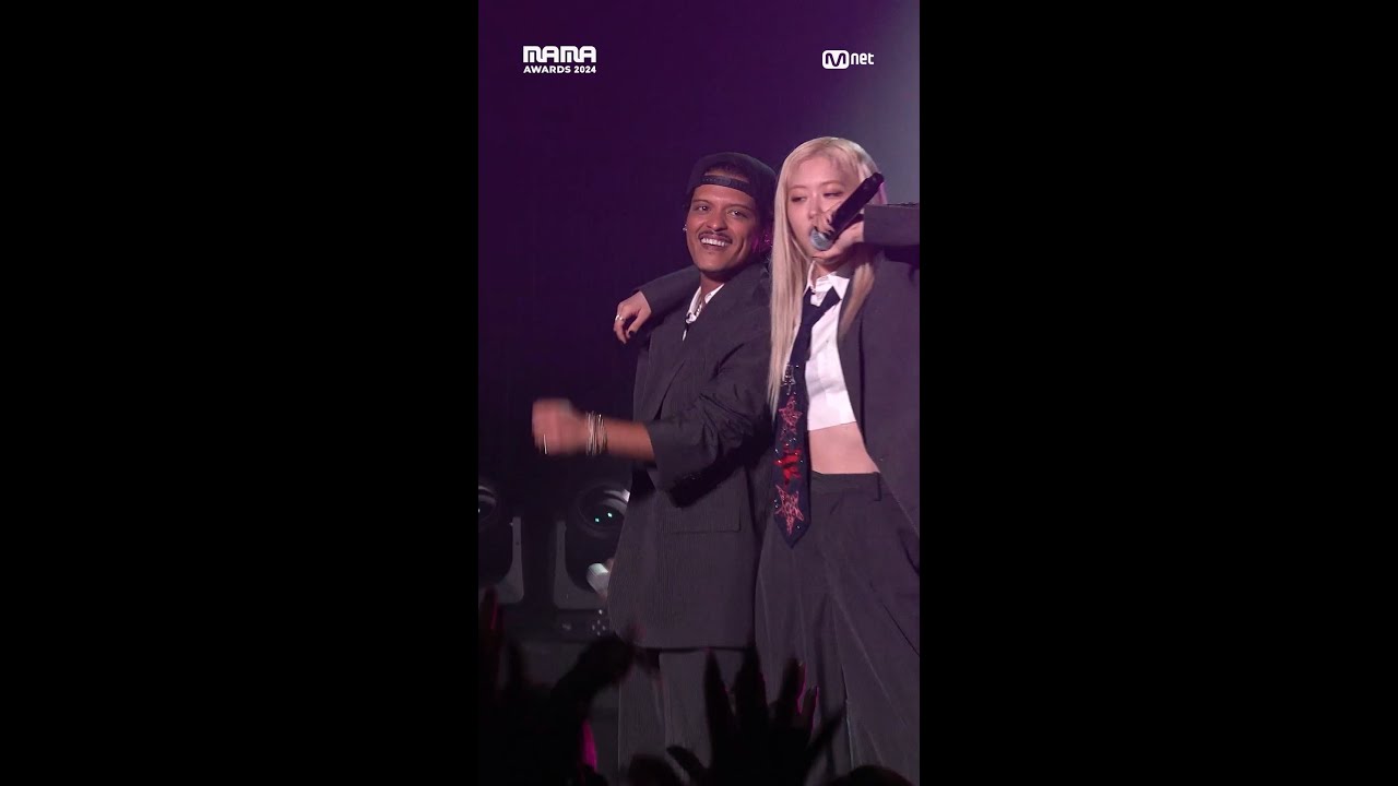 [#2024MAMA] #APT by #ROS&Eacute; #로제 #BrunoMars #MAMAAWARDS #2024MAMAAWARDS