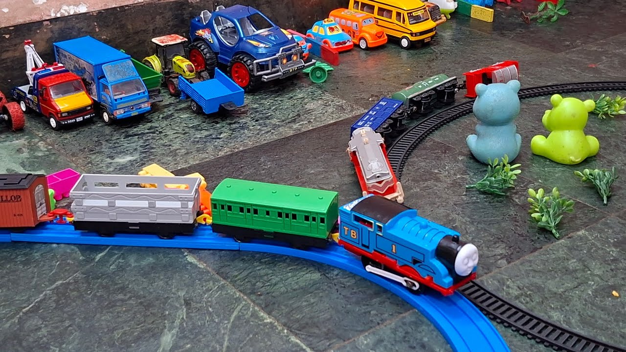 Train ka accident ho gaya ||khilone wala video ||ms toy wala #khilone #train #toy #kidsvideo 