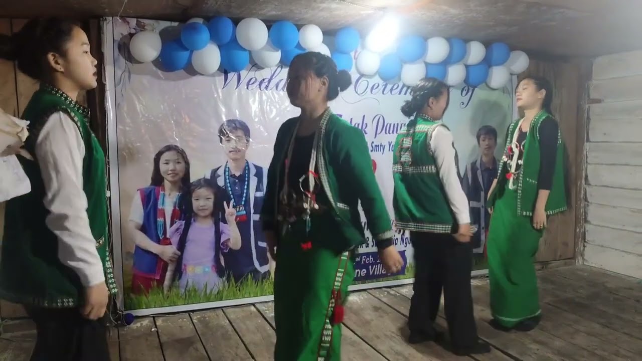 Spectacular Group Dance by Pehne Yigne Party at Pangu Wedding Ceremony