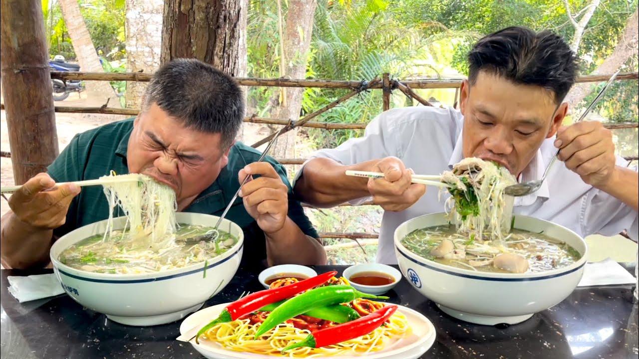 Cuộc Thi Ăn 11Ký Miến Gà Lòng Giò Heo, Giao Lưu Ẩm Thực Đồng Quê #3d