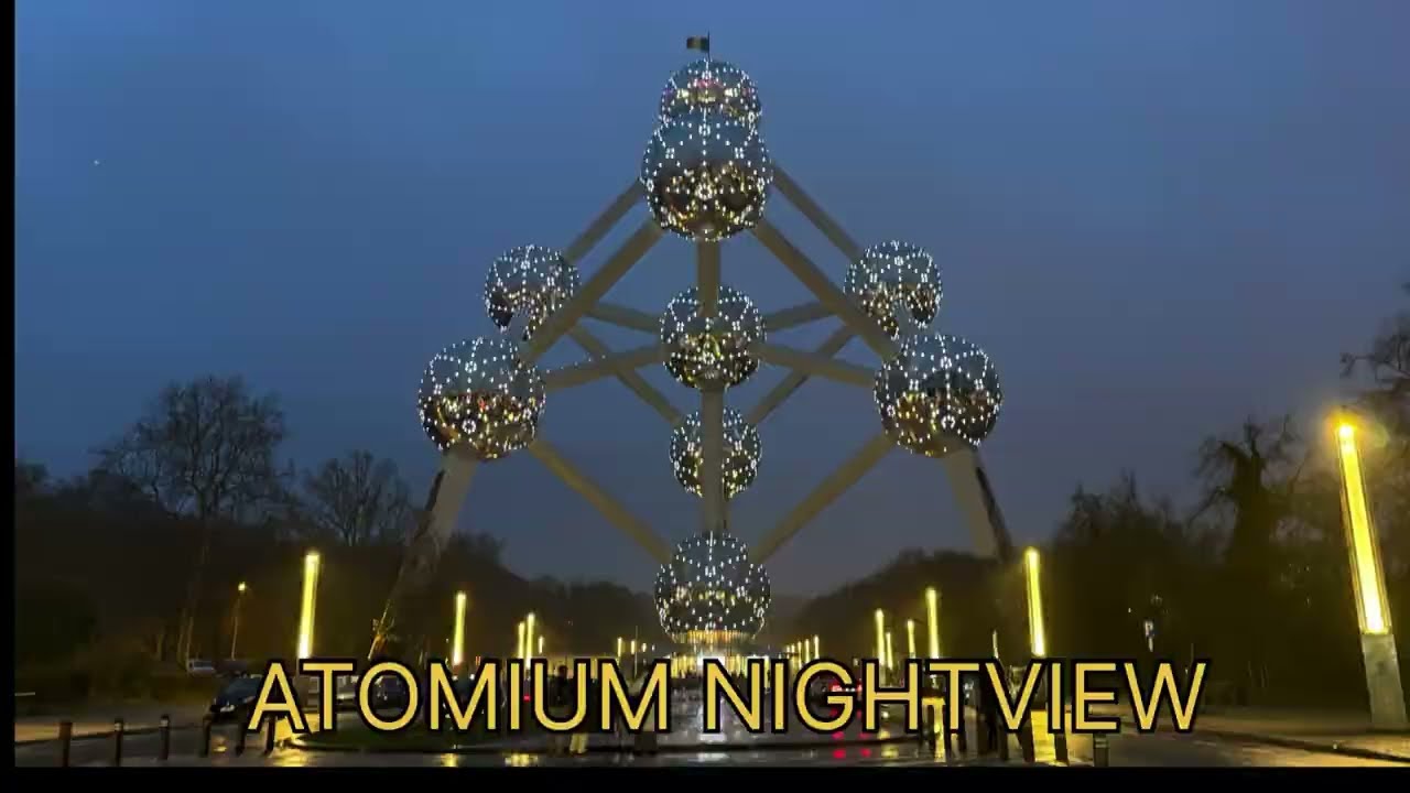 Atomium Nightview/Giant Shiny Balls