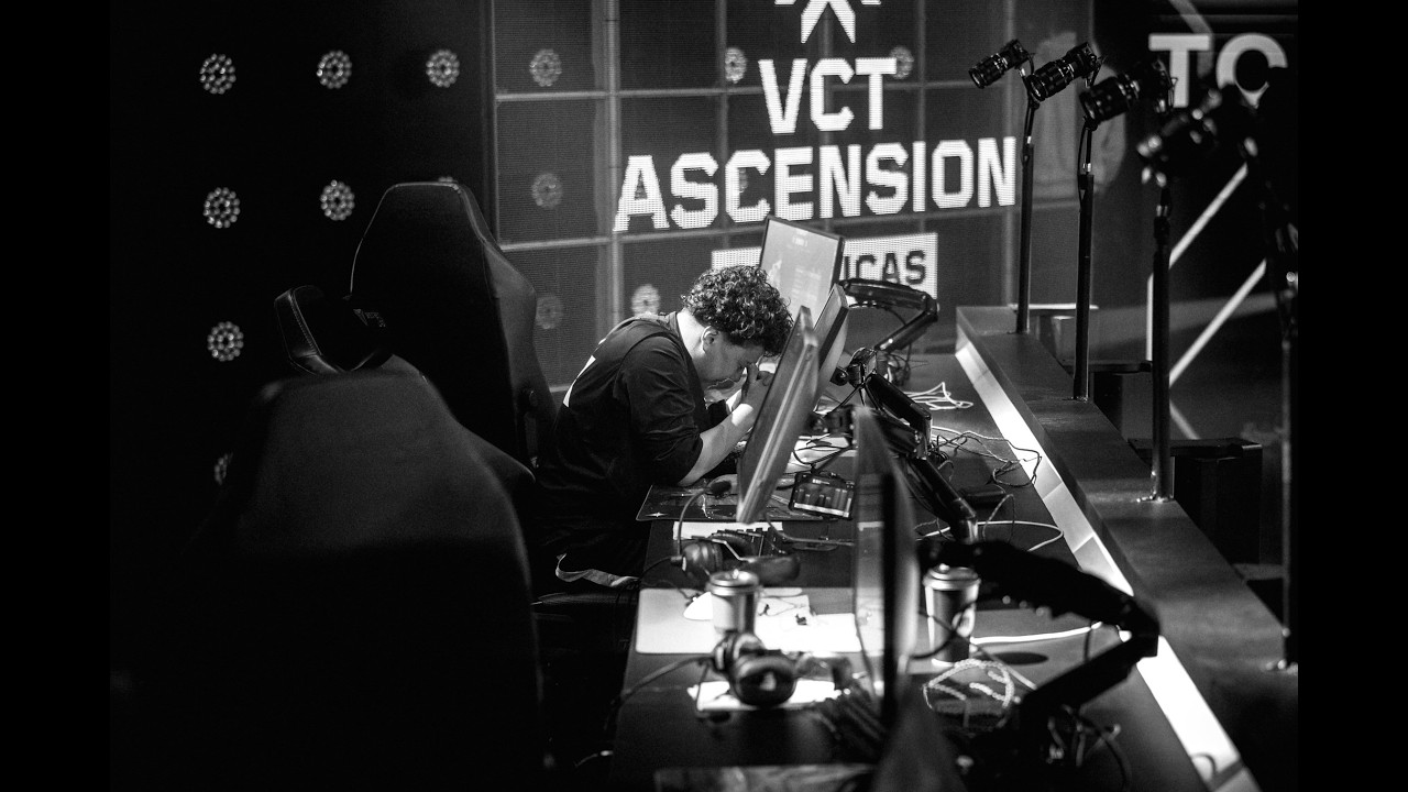 O QUE NÃO TE CONTAM SOBRE SER UM JOGADOR PROFISSIONAL DE ESPORTS