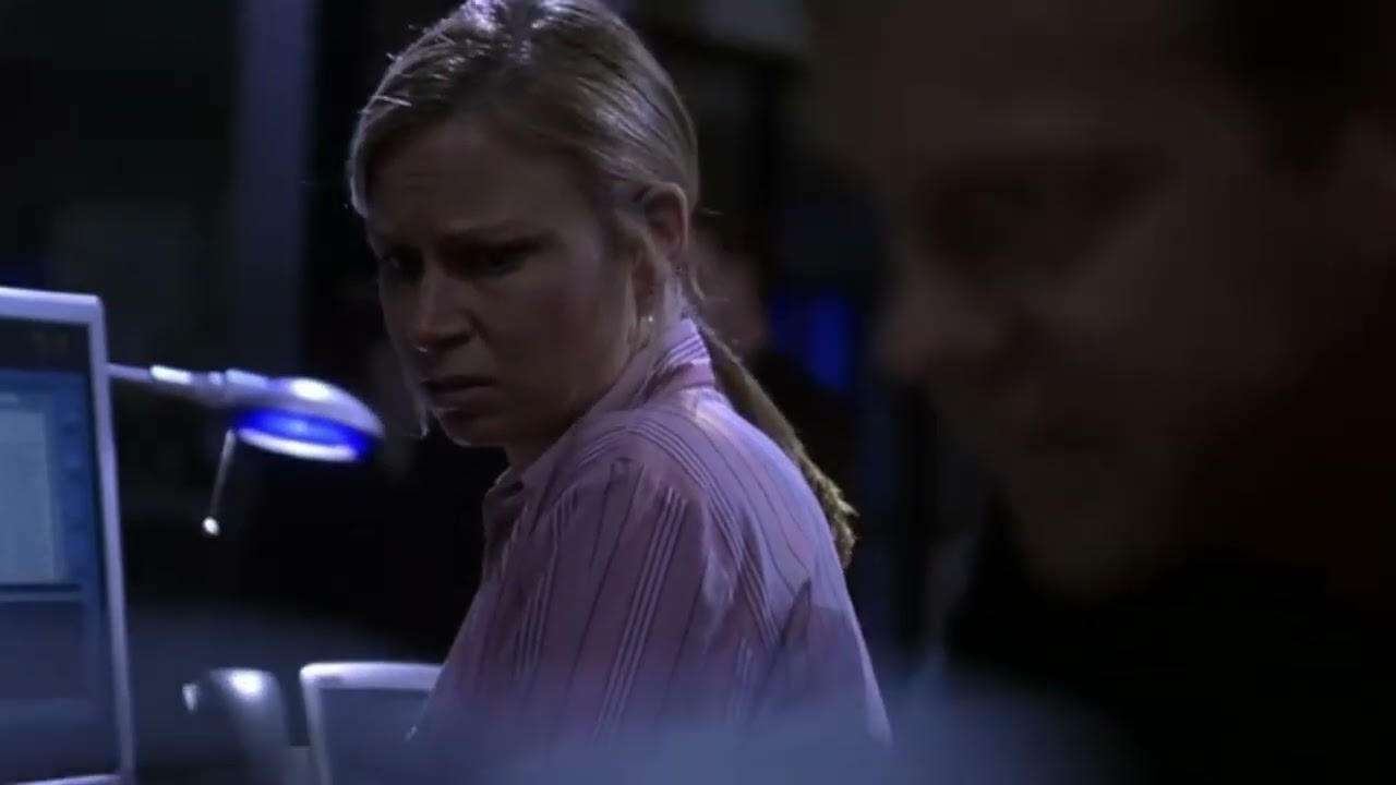 24 (2001–2010) Day 4: 3:00 a.m.-4:00 a.m. Chloe and Jack (awkward moment)