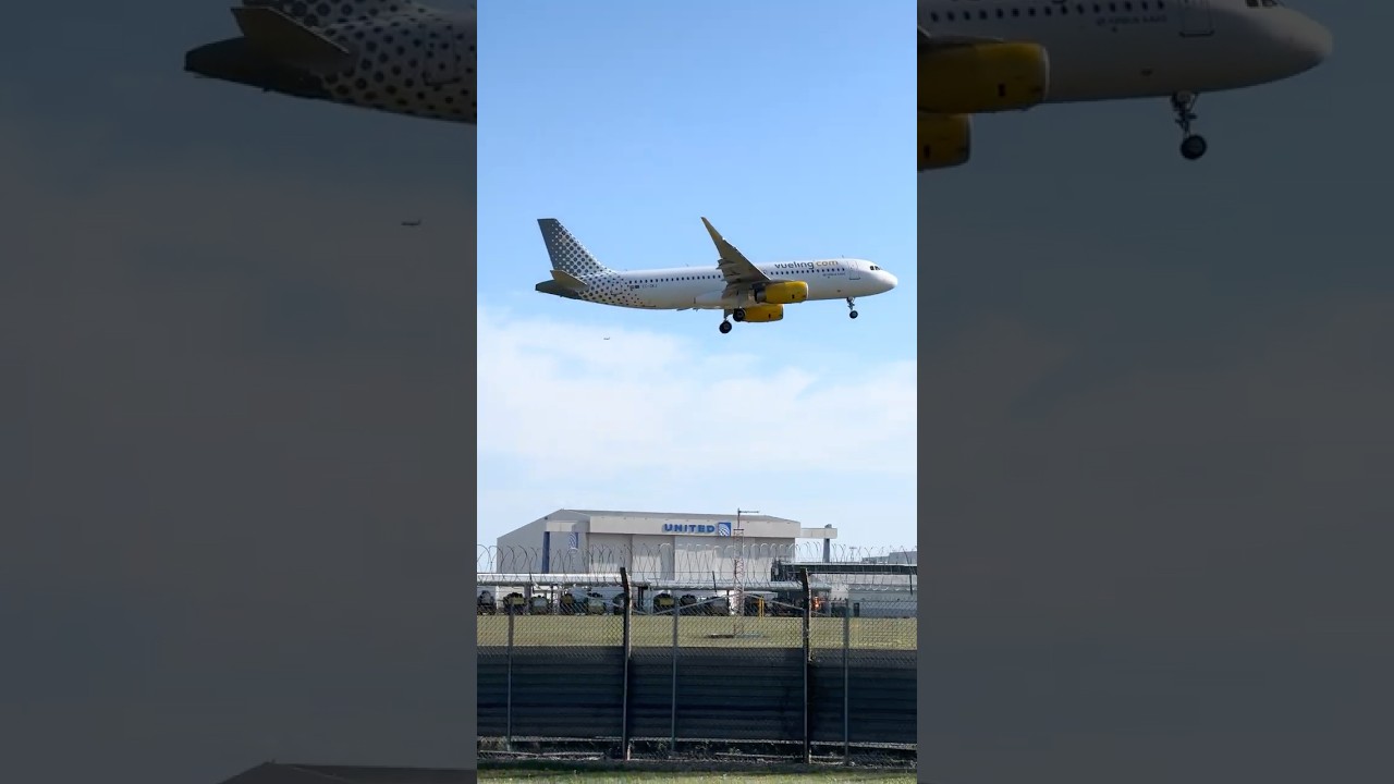Vueling VY112 Airbus A320 EC-OKJ Landing Heathrow 27R SCQ to LHR  #aviation #vueling #a320 #airbus