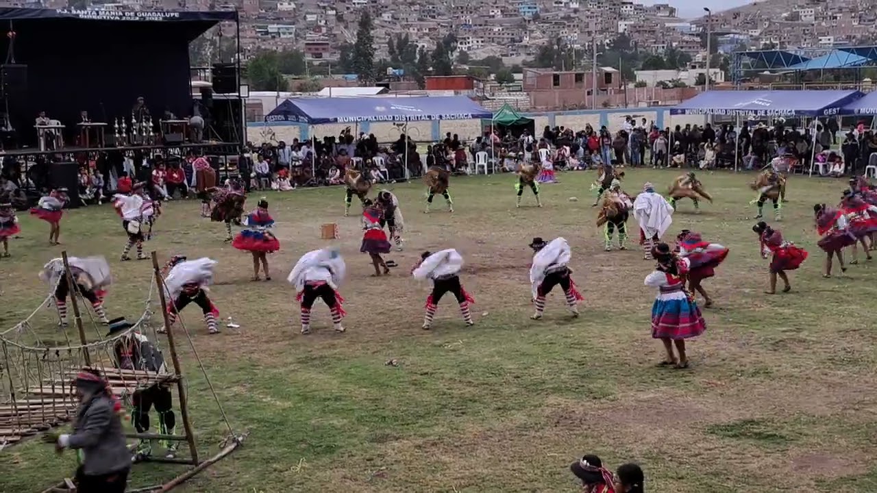 CENTRO CULTURAL DE ARTE FOLKLORICO SUMAQ TUSUY CARNAVAL DE OPANCCA