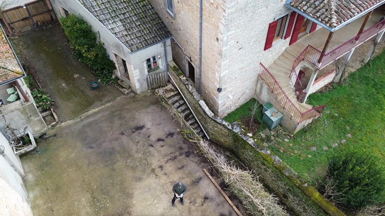 DJI Mini 3. A flight in France. 
