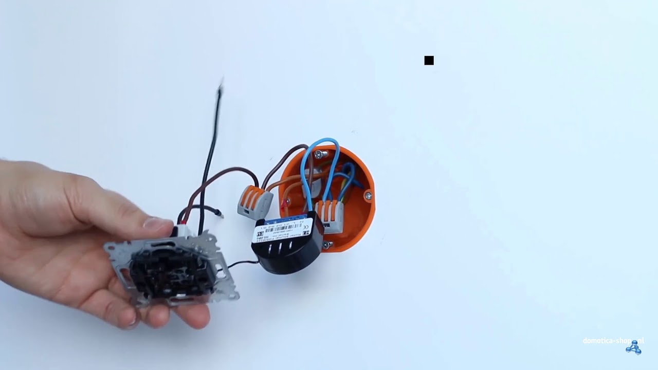 Fibaro Roller Shutter 2 module installatie
