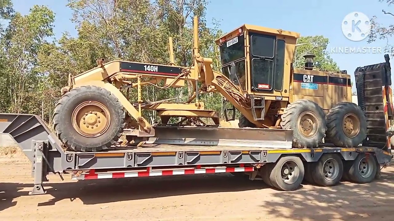 เอาเจ้าคู่หูขึ้นโลเบสไปแต่รถคนไม่ไป Grader CAT140H #grader #truck 