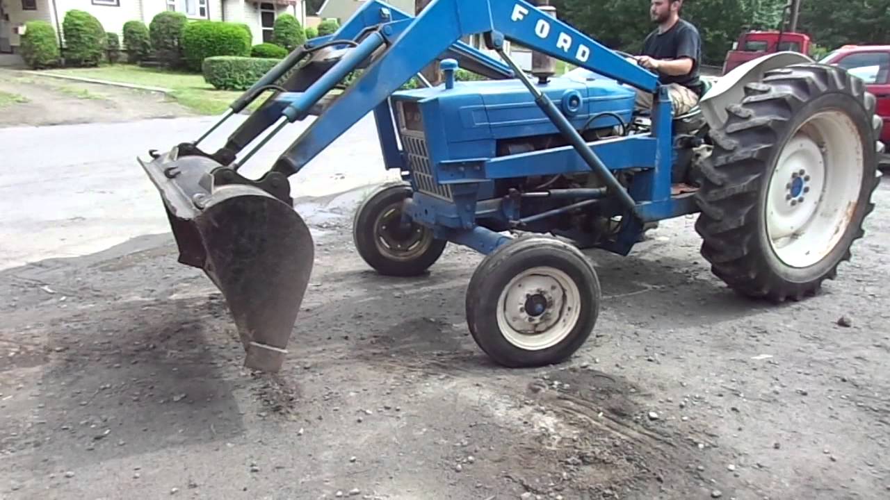 Ford 4000 w/ Loader Bucket