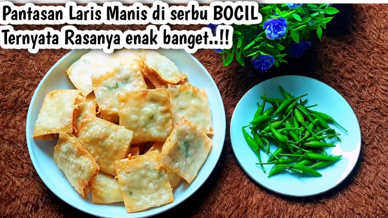 Mie lapis pangsit. Jajanan ini laris manis di serbu. Ternyata Rasanya seenak ini.