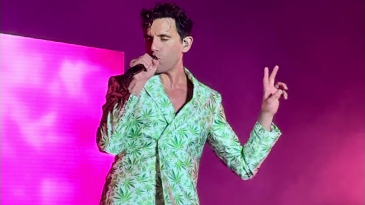 MiKA - 🏳️‍🌈 Love Today 🏳️‍⚧️ • LIVE @ BRiGHTON PRiDE