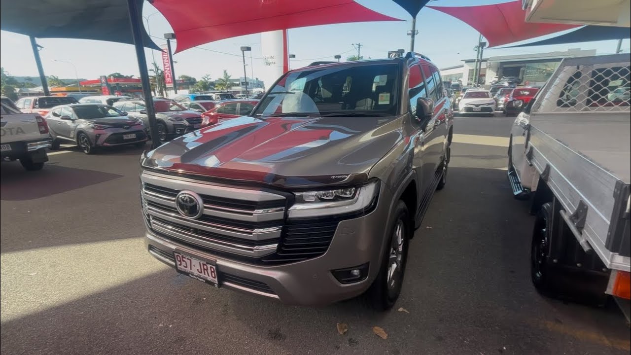 2024 Toyota Landcruiser VX Virtual Tour 🤩