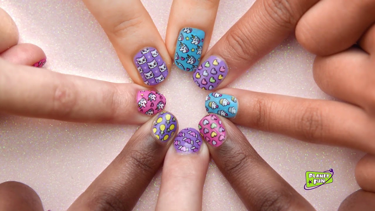 Go Glam Nails by Cool Maker