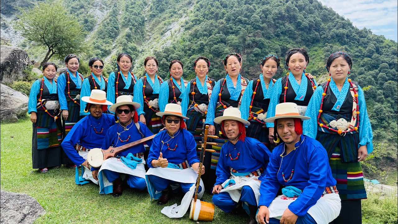 ནམ་དུས་བཞི་གཞས། / Traditional Tibetan song / ལ་སྟོད་གླུ་གར་གླིང་།