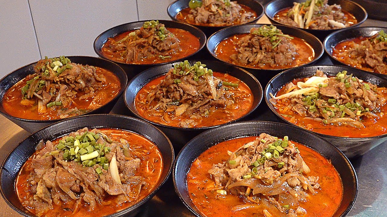 говядина бомба! острая лапша с морепродуктами и говядиной (Jjamppong) - корейская уличная еда