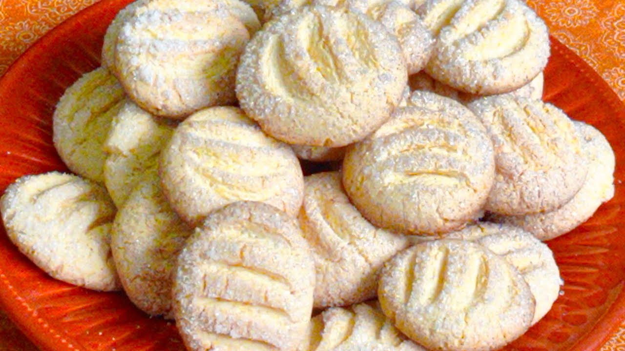 BISCOITO DE FUBÁ COM MAISENA | FÁCIL DE FAZER E DERRETE NA BOCA