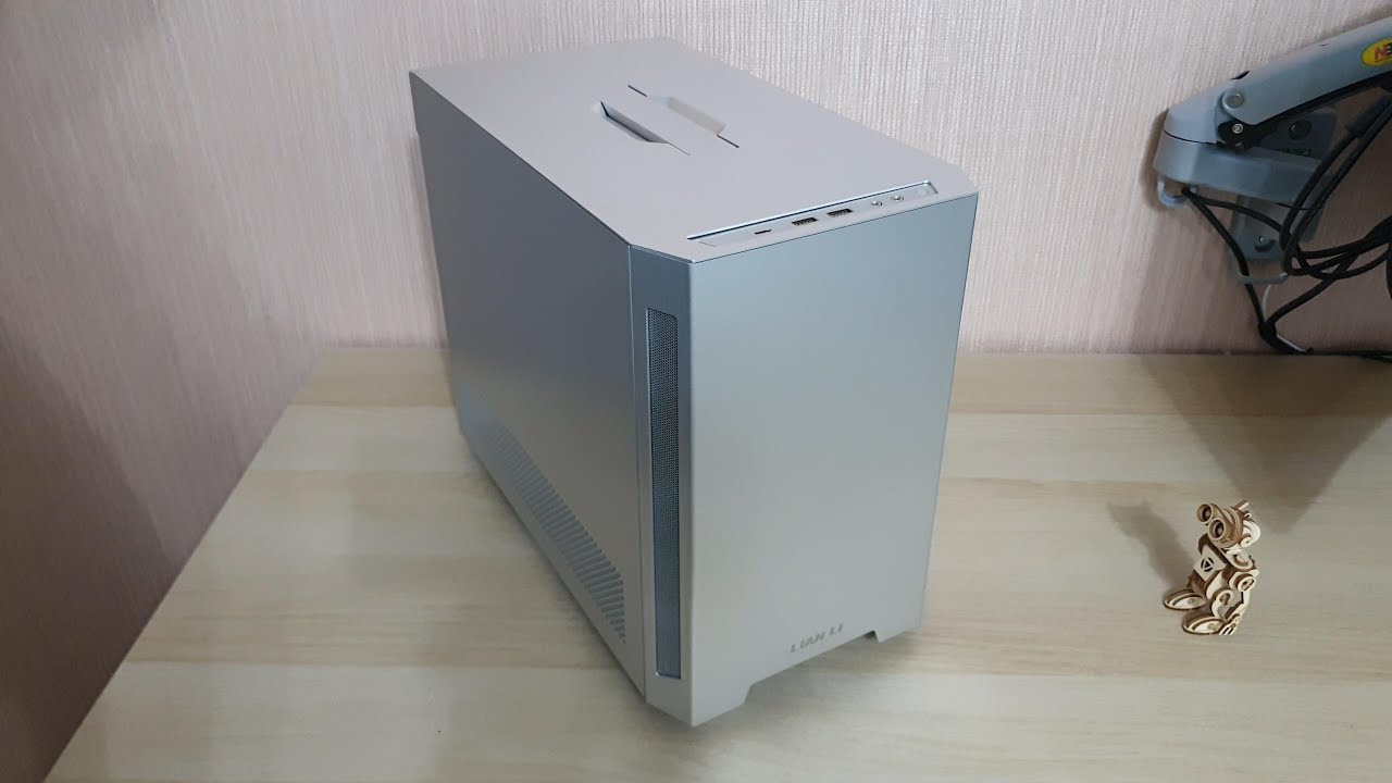 Обзор корпуса чемоданчика LianLi  PC-TU150