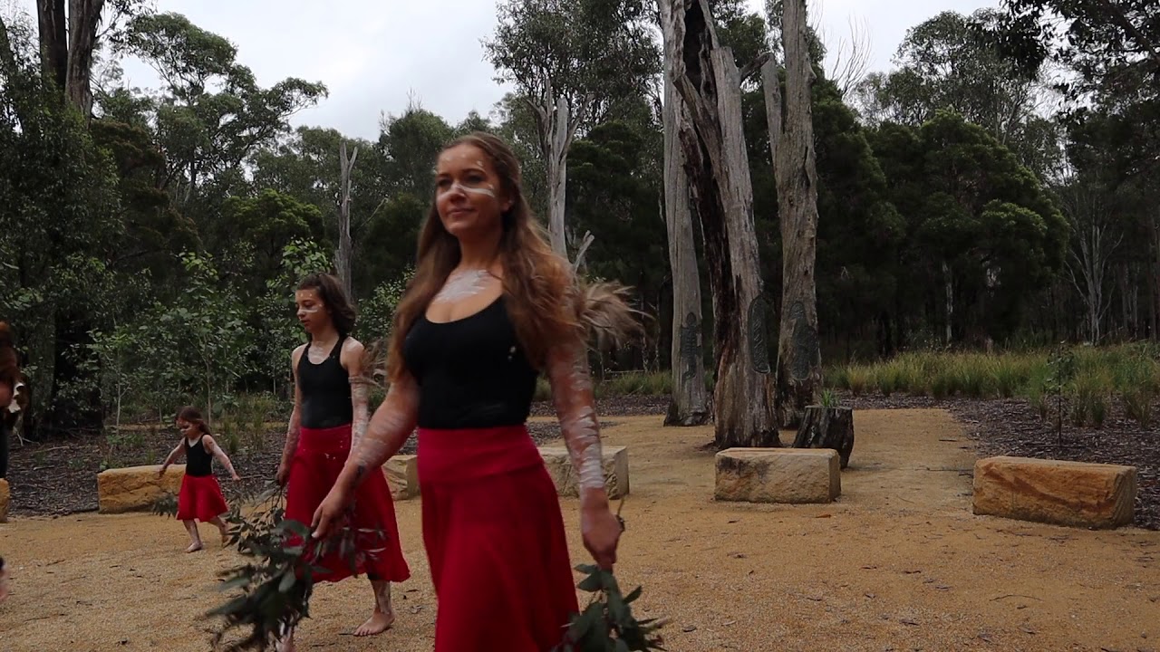 NAIDOC Week | Performance by Wagana Aboriginal dancers