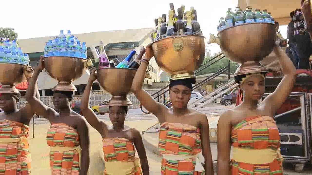 Obour, MUSIGA And Nana Ampadu Pays Sympathy To Awura Ama Badu