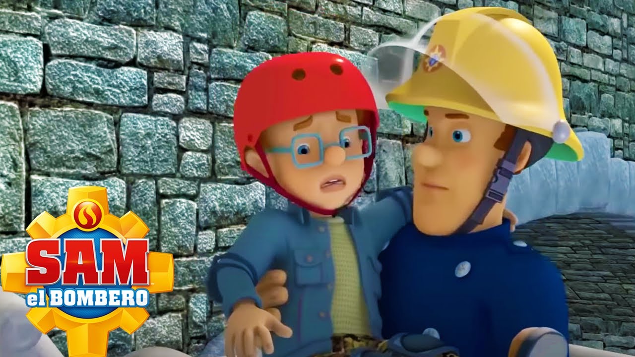 ¡El trabajo en equipo triunfa! | Oficial de Sam el Bombero | Dibujos animados