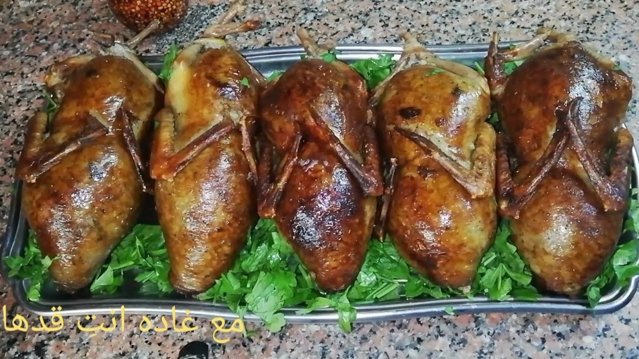 الحمام بتفاصيله من غير مايفرقع ولا يطرقع مع سر تحميره ولونه  الجميل 😋