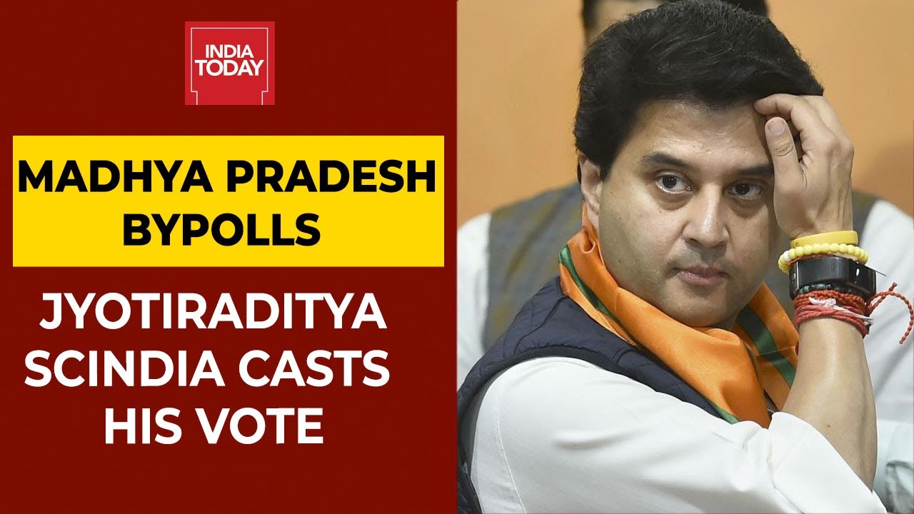 Madhya Pradesh Bypolls: BJP's Jyotiraditya Scindia Casts His Vote | India Today