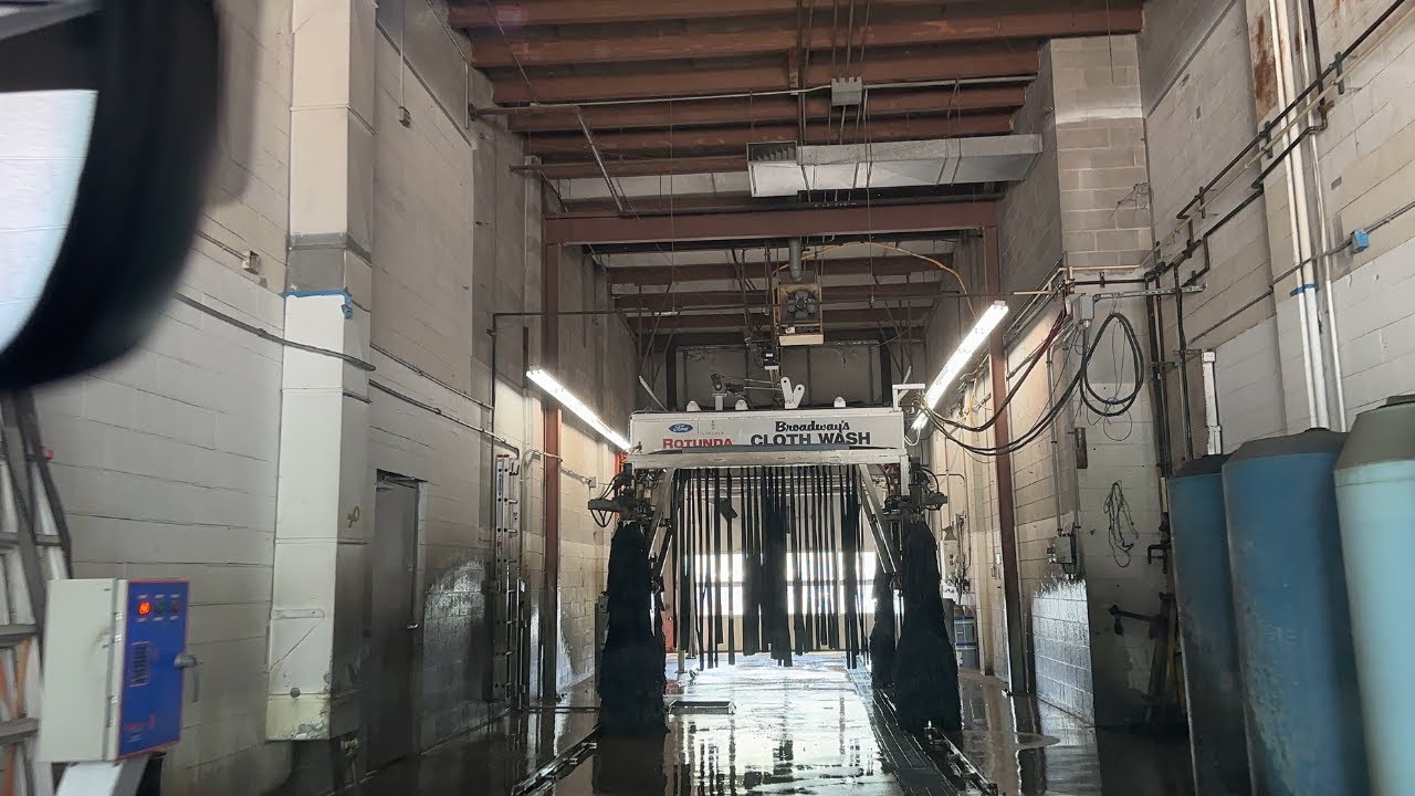 Broadway's Cloth Wash: Kayser Ford & Lincoln - Madison, WI