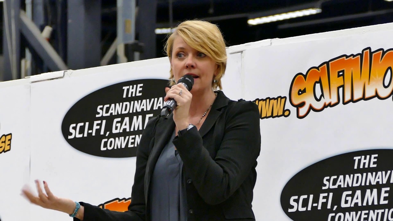 Amanda Tapping Q&A Stockholm SciFiWorld Dec 2016 (HD)
