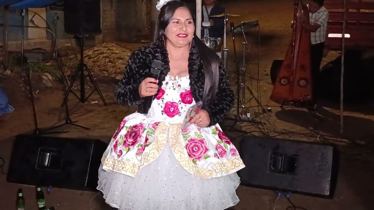 La polifacética del folklor María luguerio promicia 2026 
