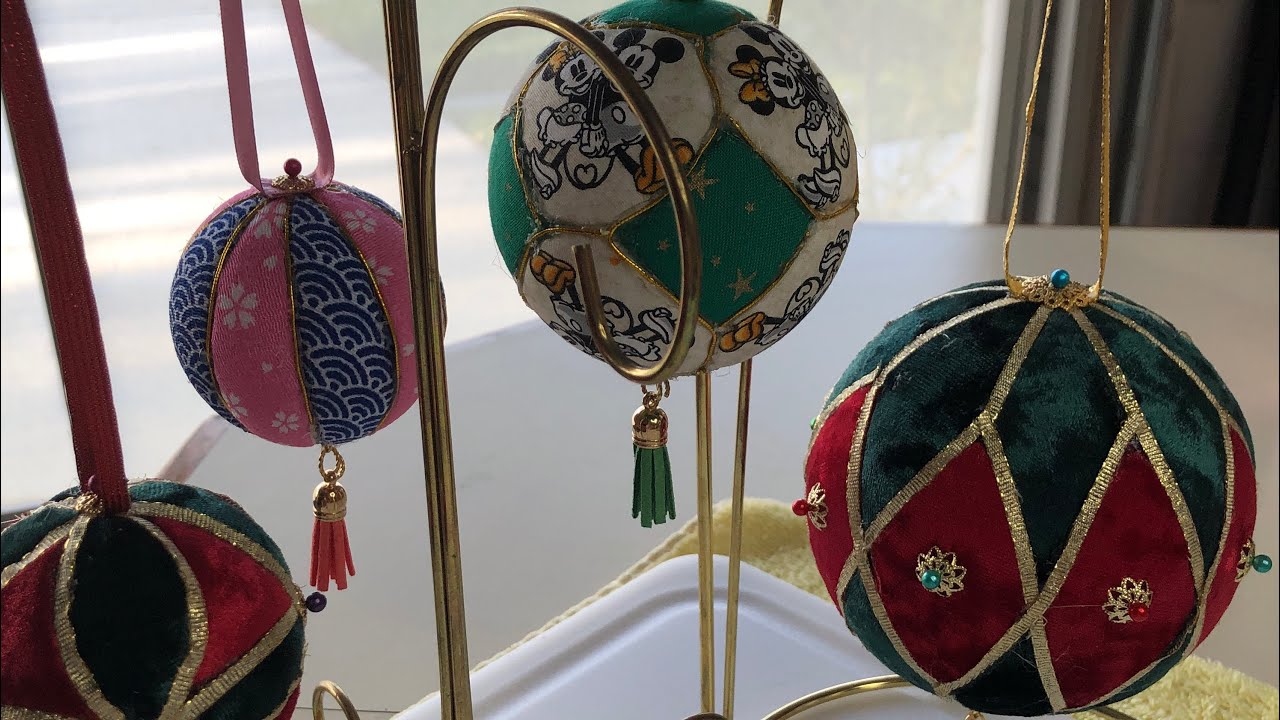 Velvet Kimekomi Holiday Decoration