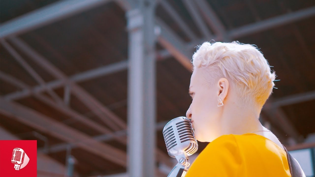 Monika Kowalczyk - Przypuśćmy // Vintage Sessions 4K